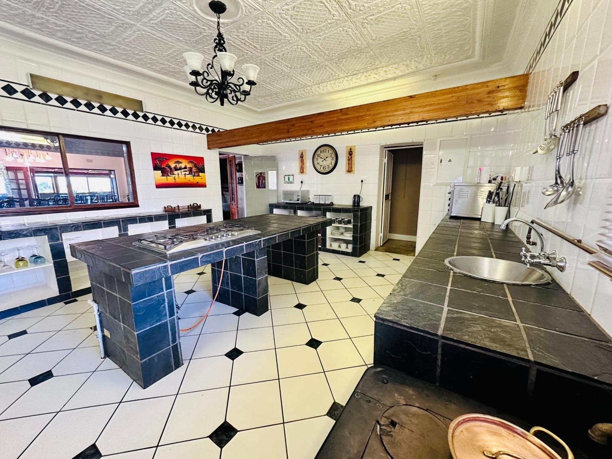 49Onmain Self Catering Holiday Home 萨比 外观 照片