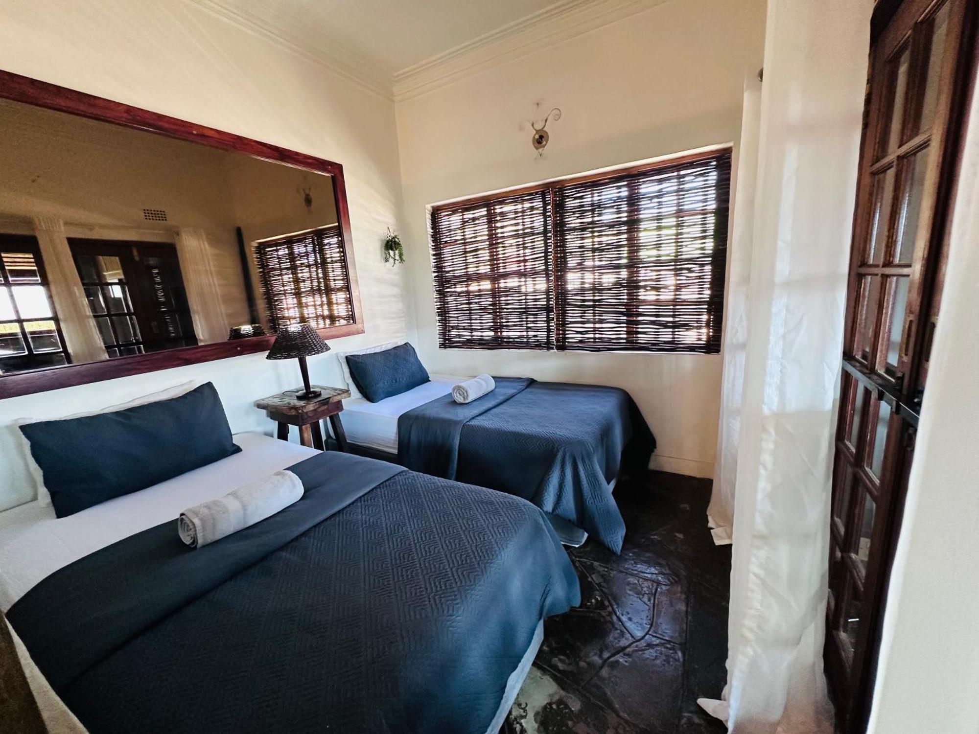 49Onmain Self Catering Holiday Home 萨比 外观 照片