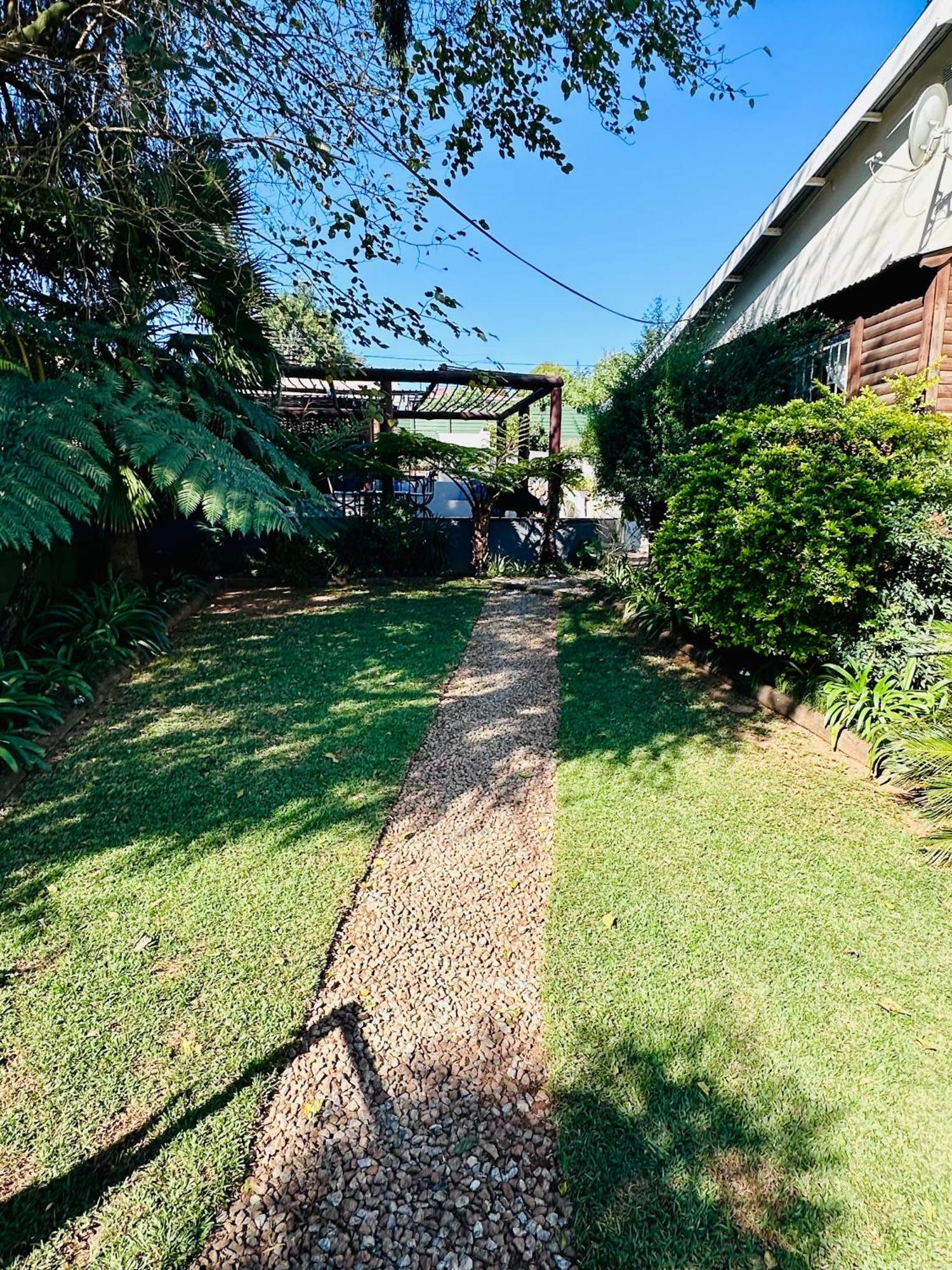 49Onmain Self Catering Holiday Home 萨比 外观 照片