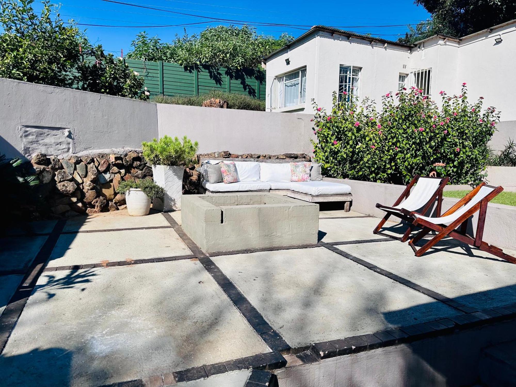 49Onmain Self Catering Holiday Home 萨比 外观 照片