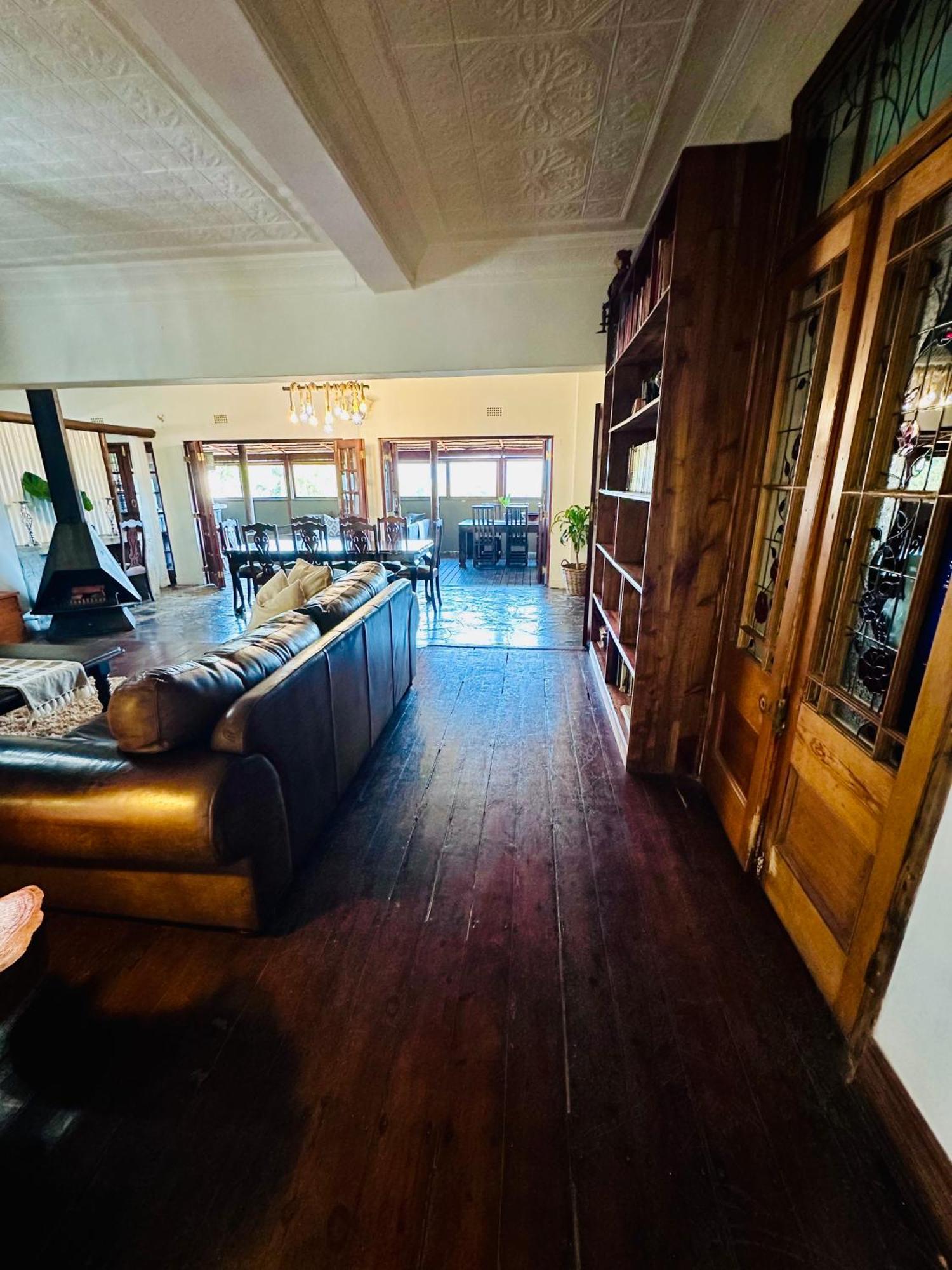 49Onmain Self Catering Holiday Home 萨比 外观 照片