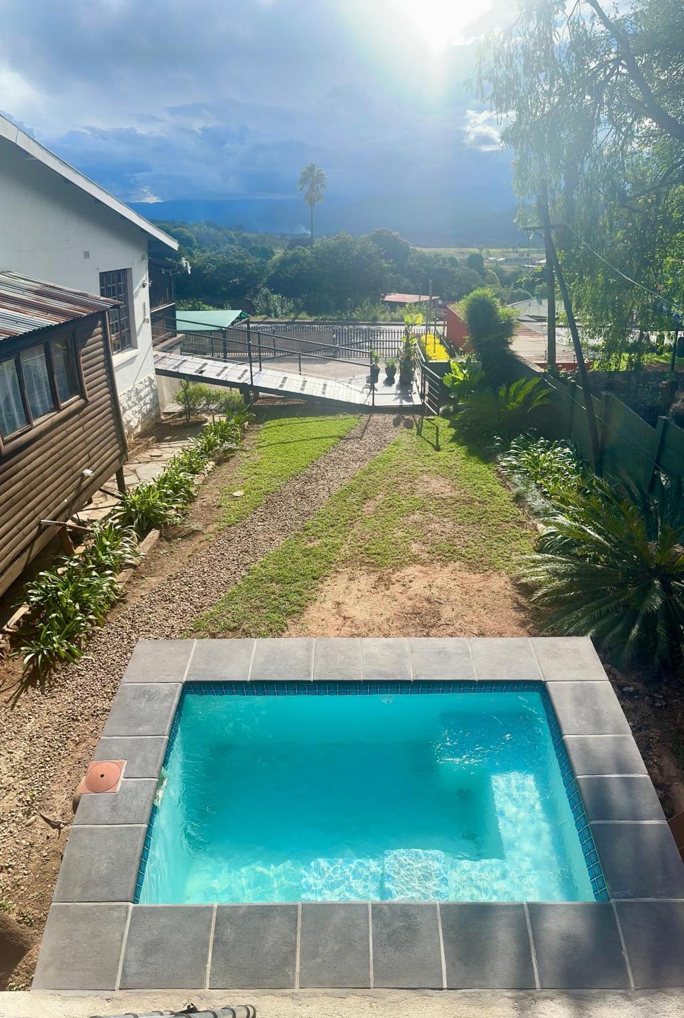 49Onmain Self Catering Holiday Home 萨比 外观 照片